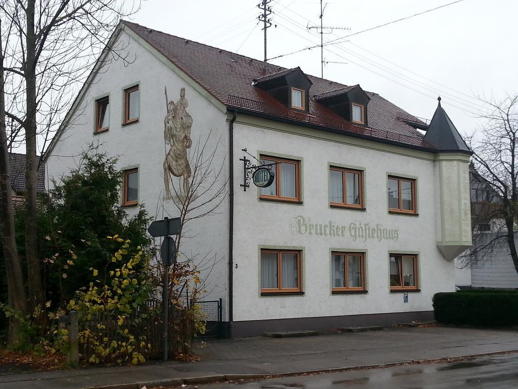 Brucker Gastehaus Hotel Fuerstenfeldbruck Exterior photo